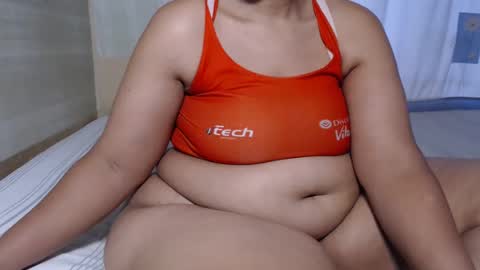 bustybbwx online show from December 12, 3:21 am