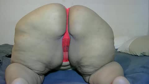 bustybbwx online show from September 8, 6:40 pm