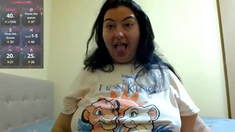 Snapshot of bustyemma chatting on March 3, 7:37 am Emma online show from March 3, 7:37 am