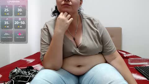 Snapshot of bustyemma chatting on September 10, 10:04 am Emma online show from September 10, 10:04 am