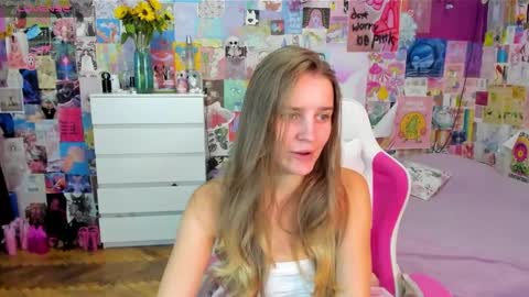 Emily  online show from October 15, 3:47 pm