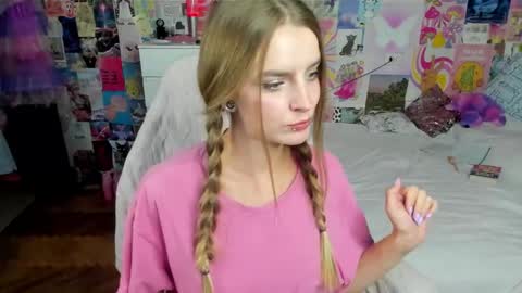 Emily  online show from September 18, 4:16 pm