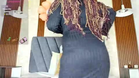 Snapshot of cailinmilf chatting on October 6, 8:24 pm Cailin online show from October 6, 8:24 pm