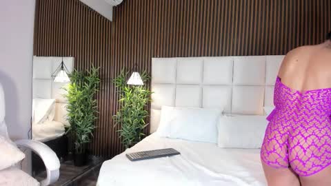 Snapshot of cailynbrowm chatting on October 18, 4:59 am CailynBrown online show from October 18, 4:59 am