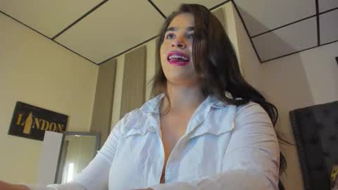 caitlingomez0 online show from November 18, 11:55 am