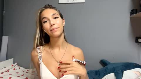 Snapshot of caitlinmorgenroth chatting on October 23, 10:10 am Kate online show from October 23, 10:10 am