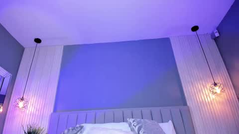 Caitlyn  online show from September 13, 11:02 pm