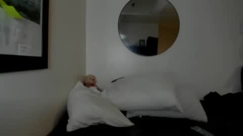 calaentemichele online show from February 27, 6:29 am