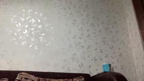 Snapshot of call_me_dad_ chatting on October 14, 9:28 pm Anna online show from October 14, 9:28 pm