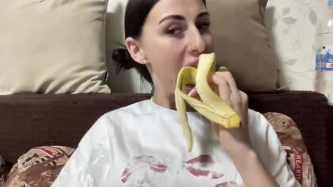 Anna online show from February 1, 6:50 pm