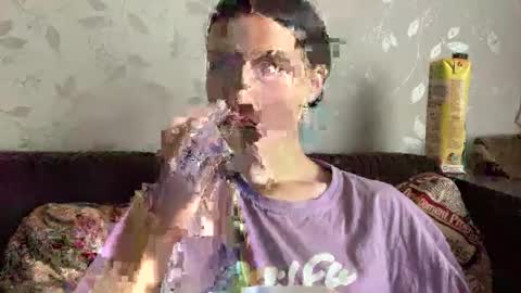 Snapshot of call_me_dad_ chatting on September 29, 5:34 am Anna online show from September 29, 5:34 am