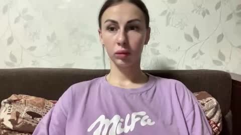 Anna online show from November 10, 8:48 pm