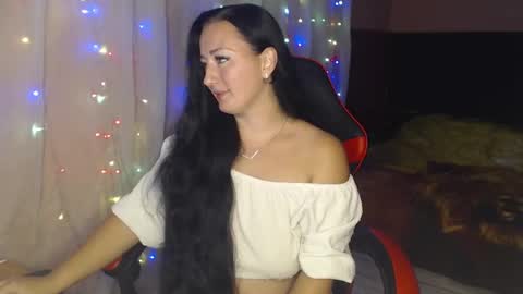 Shaya online show from October 16, 3:36 pm