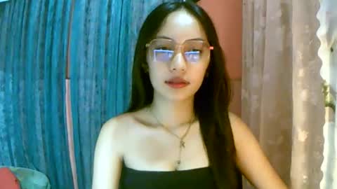 Freya online show from October 14, 9:23 am