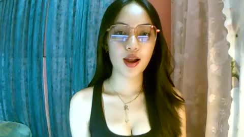 Freya online show from October 16, 11:24 am