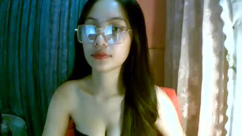 Freya online show from September 21, 8:02 am