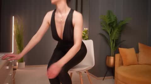 Missy online show from March 4, 9:10 pm