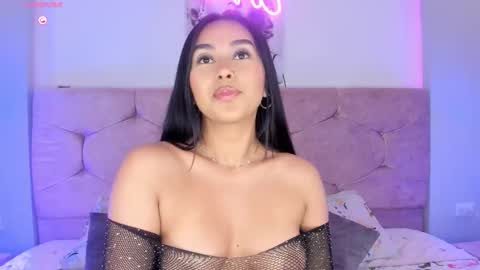 Camelia Smith online show from December 7, 4:31 am
