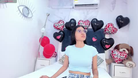  Cameron Cutee  online show from February 16, 7:05 pm