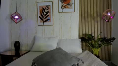 Snapshot of cameroncollinss chatting on October 30, 10:00 pm Cameron  online show from October 30, 10:00 pm