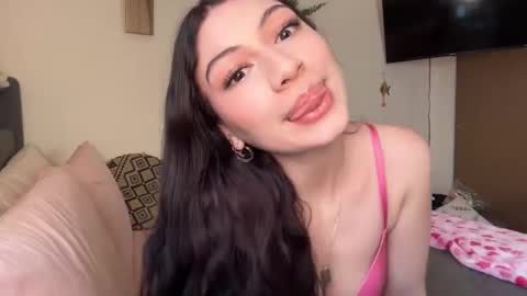 Camila online show from February 21, 10:32 pm