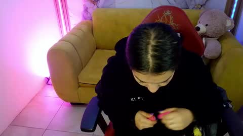 cami online show from June 8, 12:17 pm