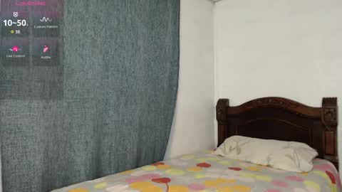 Camila Valbuena online show from February 3, 6:40 am