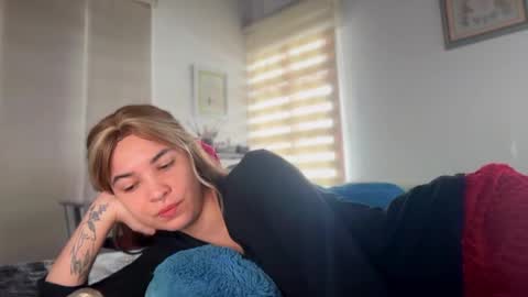 Camii online show from November 28, 4:10 pm