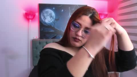 Snapshot of camiila_osorio chatting on February 26, 3:46 am Camila Osorio online show from February 26, 3:46 am
