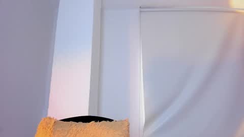 camiirosse online show from May 13, 9:42 pm