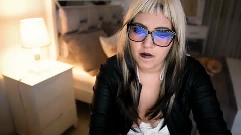 Camila buitrago online show from October 11, 4:06 am