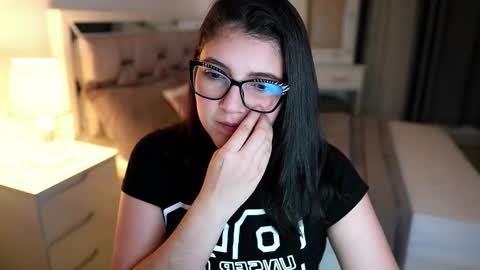 Camila buitrago online show from January 10, 11:31 pm