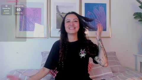 CAMI 3 online show from January 9, 5:17 pm