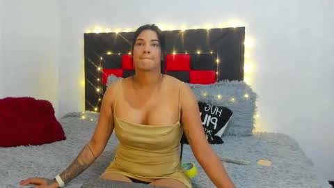 Camila online show from April 21, 10:44 am