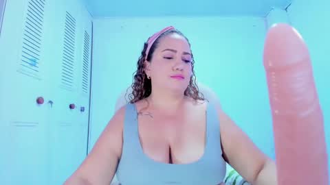 camilaa foxxx online show from January 23, 6:45 pm