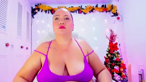 camilaa foxxx online show from December 11, 6:31 pm