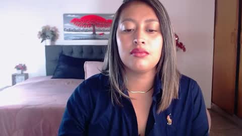 camilaa_m online show from September 30, 2:44 pm