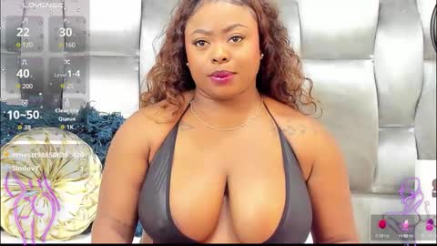 Snapshot of camilabenitezz chatting on September 16, 1:24 am camila benitez online show from September 16, 1:24 am