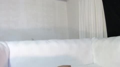 Snapshot of camilapaez1 chatting on October 5, 7:52 pm cami online show from October 5, 7:52 pm