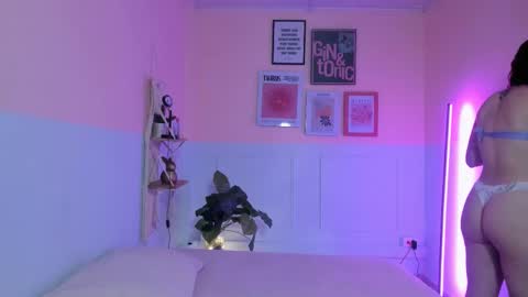 Camila  online show from October 14, 11:57 am