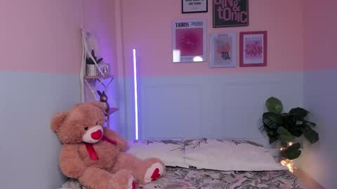 Camila  online show from November 13, 11:42 am