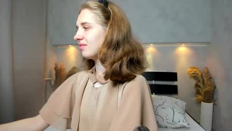 Camilla online show from September 15, 12:41 am