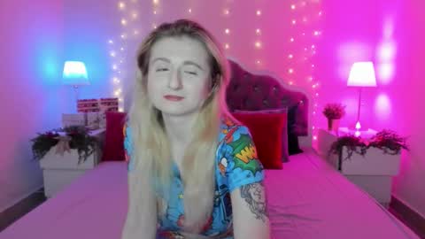 camilladreamer online show from December 22, 6:00 pm