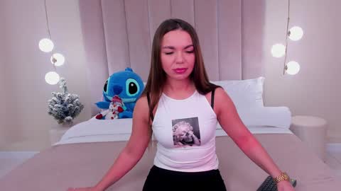 Camilla online show from December 22, 3:00 am