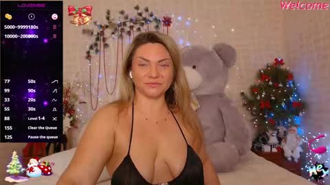 Snapshot of camille_game chatting on December 26, 2:01 am Camille Game online show from December 26, 2:01 am