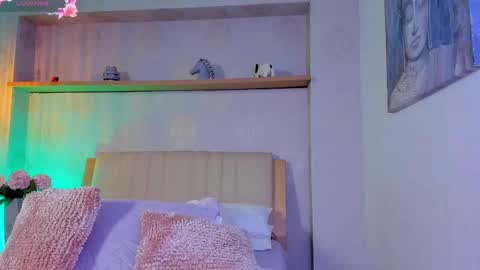 Snapshot of camille_lynn chatting on September 26, 1:47 am Camille Lynn online show from September 26, 1:47 am