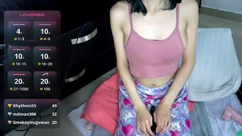 Snapshot of camilonrilli chatting on October 4, 5:24 am Cami  online show from October 4, 5:24 am