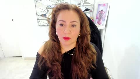 camixxx_m online show from April 14, 2:06 pm