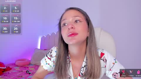 Candase online show from December 11, 11:00 pm
