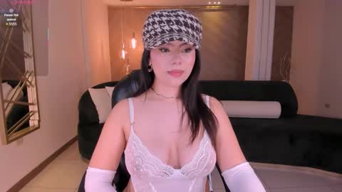 Snapshot of candaserussell chatting on September 29, 11:54 pm Candanse R online show from September 29, 11:54 pm